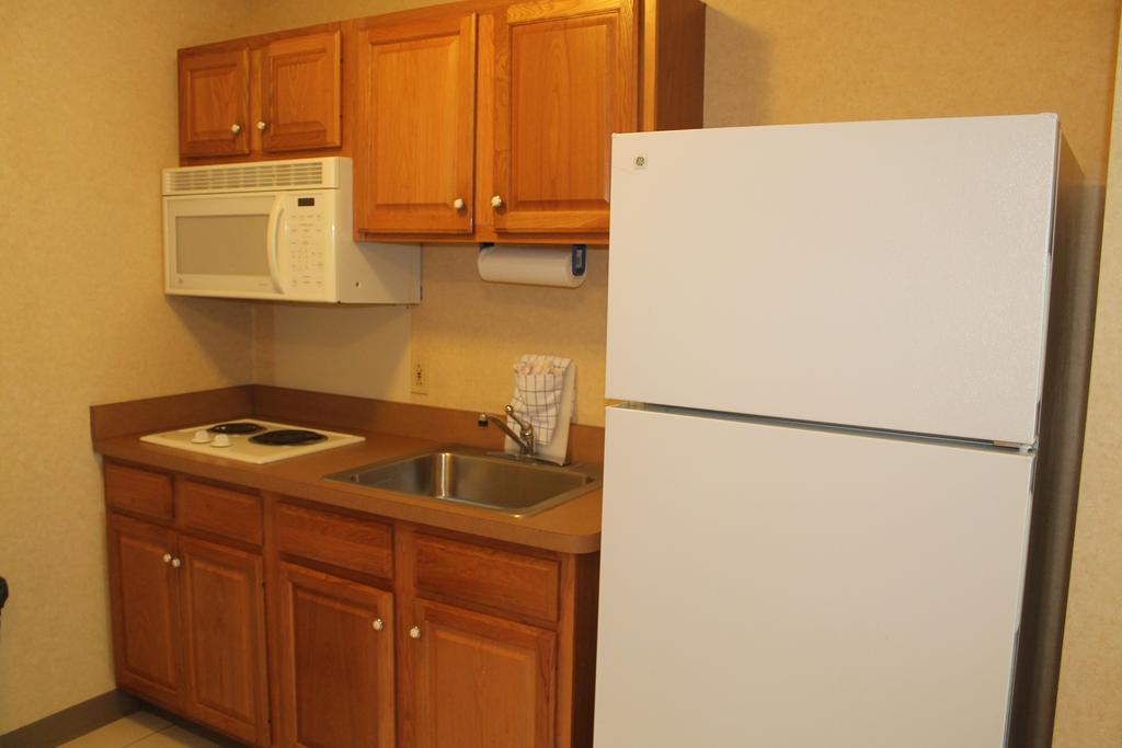 Days Inn & Suites By Wyndham Bridgeport - Clarksburg Værelse billede