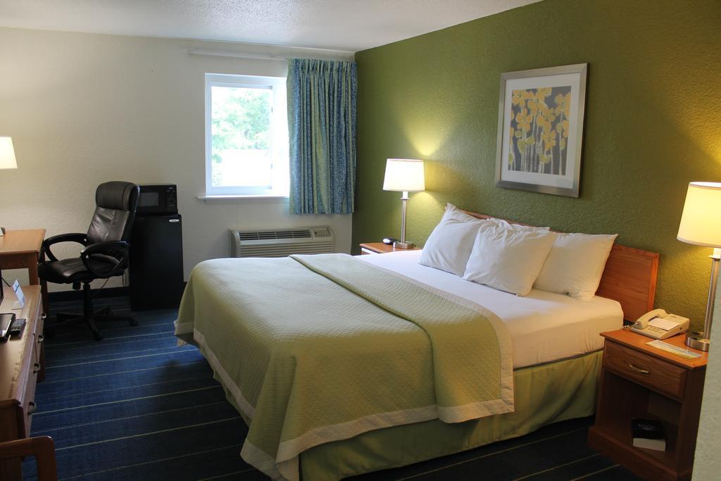 Days Inn & Suites By Wyndham Bridgeport - Clarksburg Værelse billede